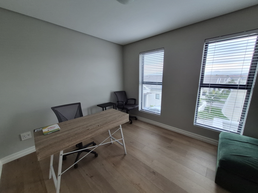 To Let 3 Bedroom Property for Rent in Durbanville Western Cape